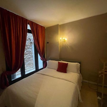 Prestige Suite סירמיונה מראה חיצוני תמונה